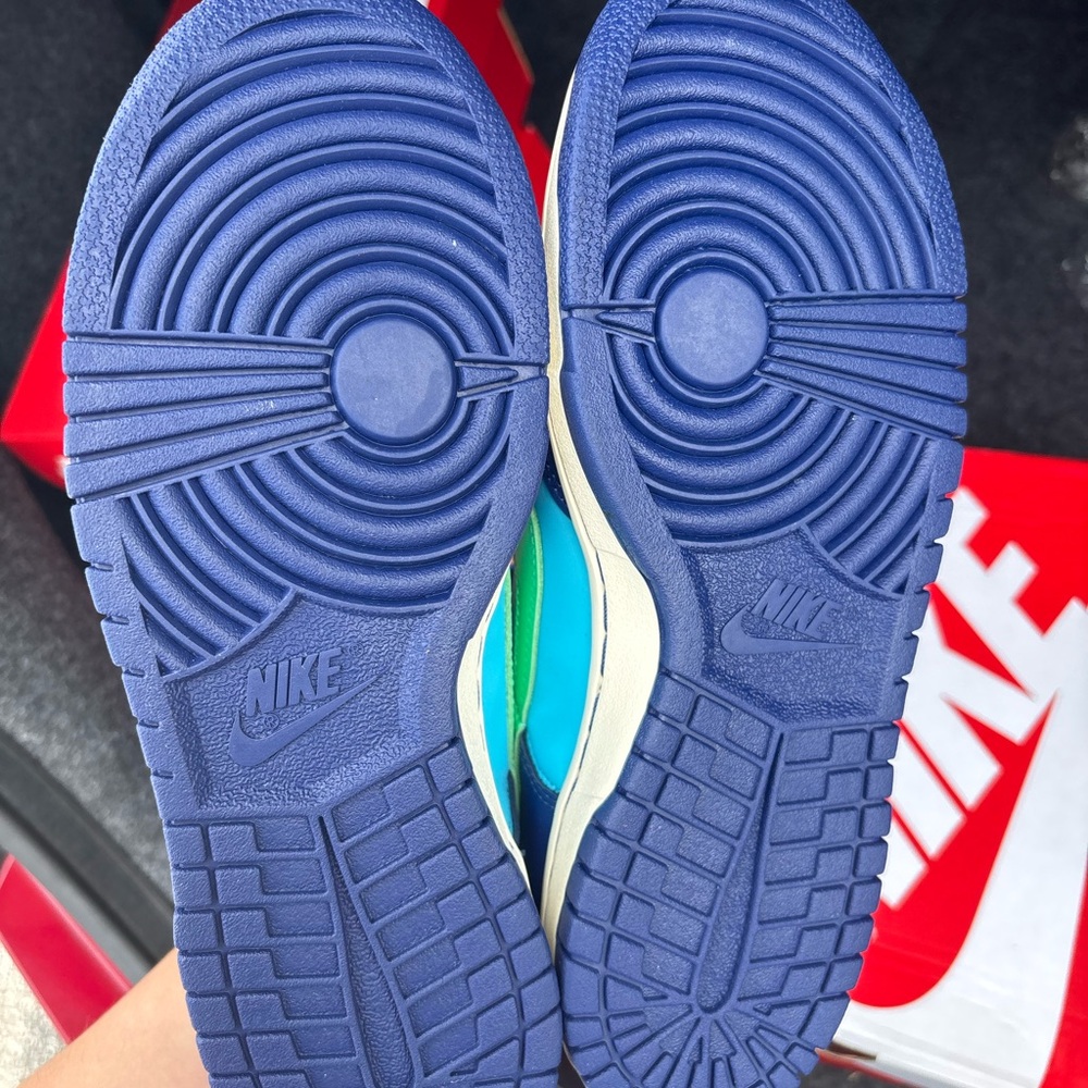 Nike Dunk - Picture 5 of 5